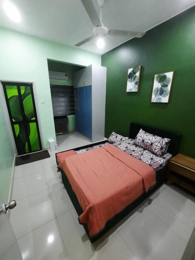 Homestay Dr. Z Klang Buitenkant foto
